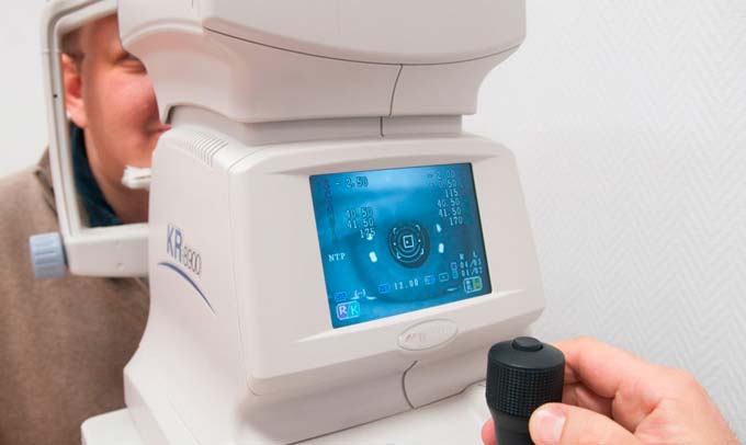 Факоэмульсификация с помощью лазерной установки