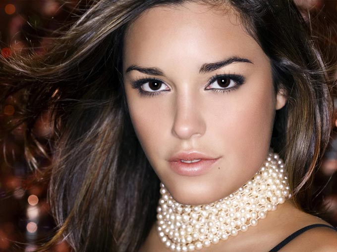 черные глаза