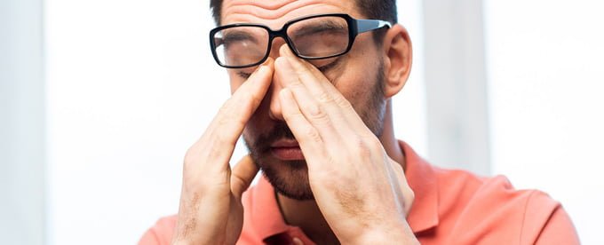 сухость в глазах