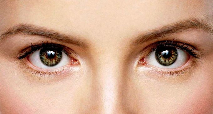 чем вредны линзы для глаз