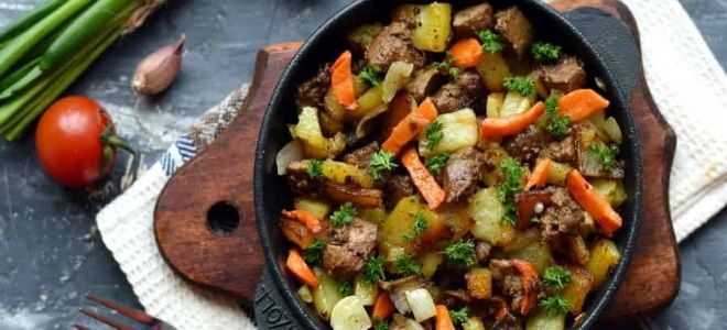 говяжья печень с картошкой говяжья печень с картошкой