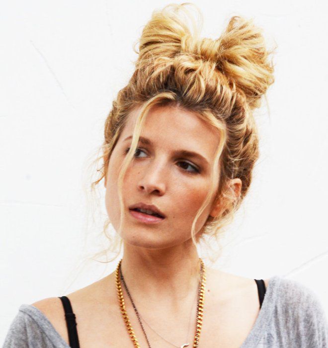 прическа бантик с кудрями первый прическа бантик с кудрями первый