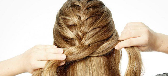 прическа с косой и кудрями прическа с косой и кудрями