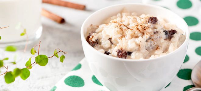 фото13 рисовая каша с изюмом на молоке