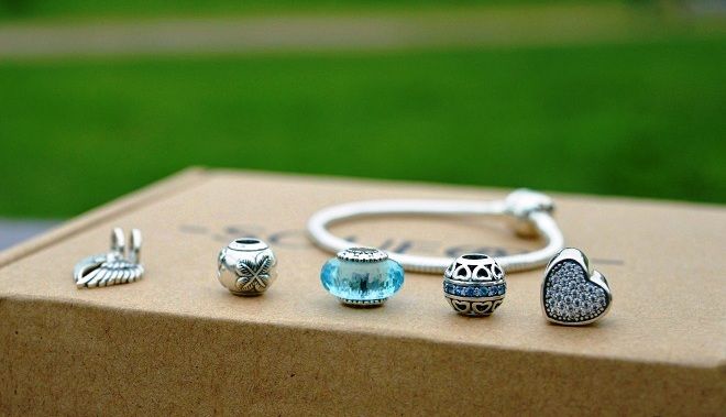 значение шармов на браслете значение шармов на браслете