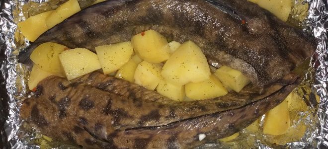 Налим в духовке с картошкой Налим в духовке с картошкой