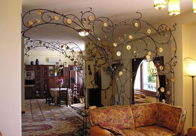 Кованые перегородки в интерьере Кованые перегородки в интерьере