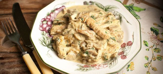 бефстроганов из индейки со сливками бефстроганов из индейки со сливками