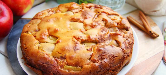 фото2 шарлотка без духовки на сковороде с яблоками