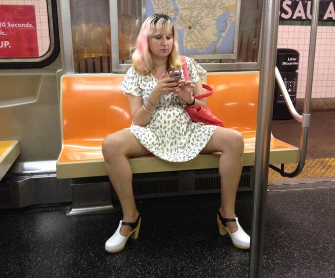 мэнспрединг у девушек мэнспрединг у девушек