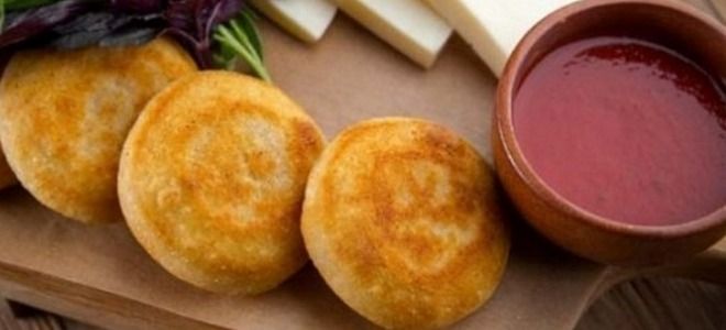 лепешки из кукурузной муки на сковороде лепешки из кукурузной муки на сковороде