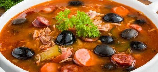 солянка с картошкой солянка с картошкой