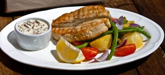 жареный таймень жареный таймень