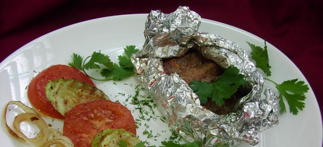 мясо в мешочках из фольги