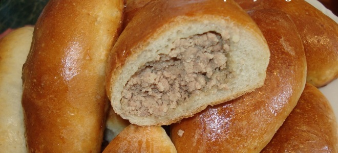пирожки с мясом в духовке