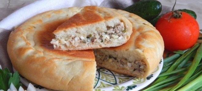 постный пирог с рыбой