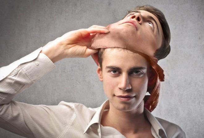 Вы притворяетесь другим человеком